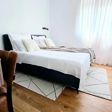 Star Dalmatia New With Free Parking Διαμέρισμα *